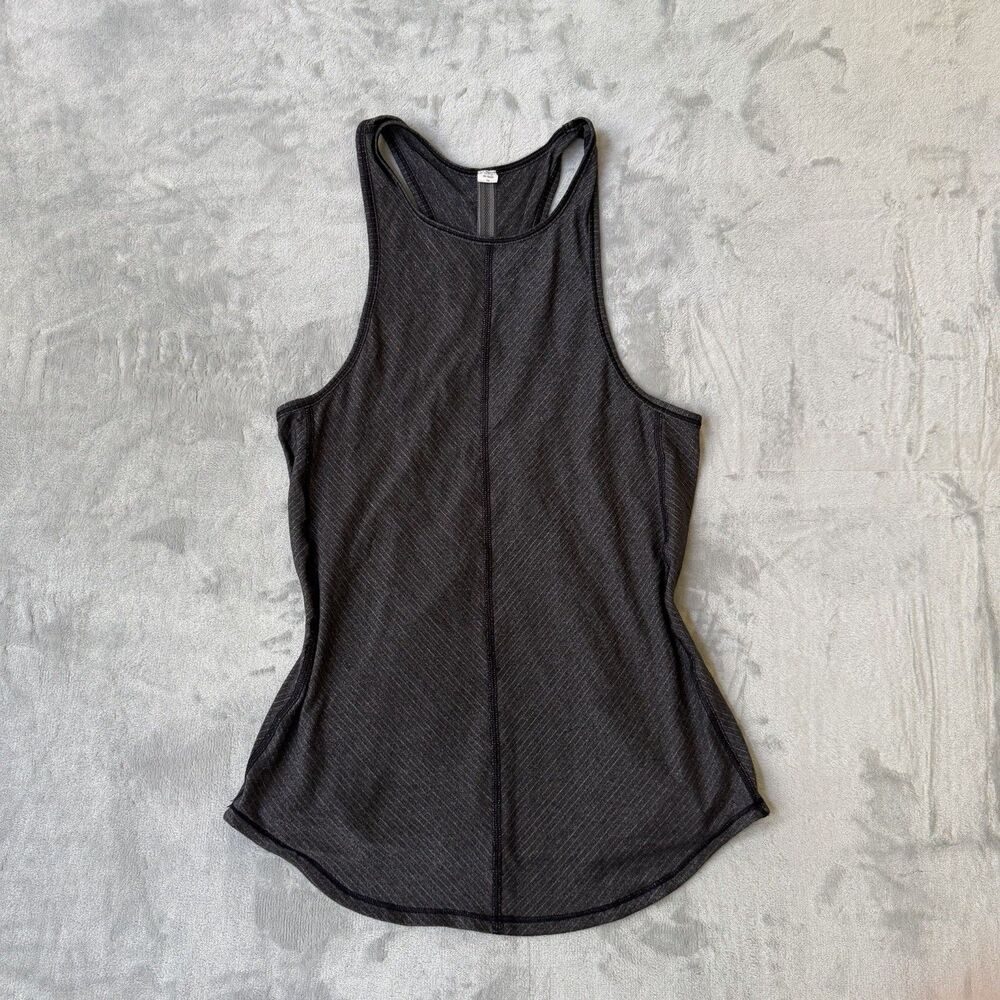 Lululemon Swiftly Tech Tank Womens 4 Gray Stripe Athleisure Yoga Racerback EUC